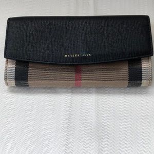 Burberry wallet plaid check brown red cream
